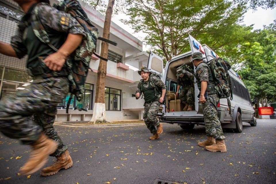 深圳龙岗武警支队图片