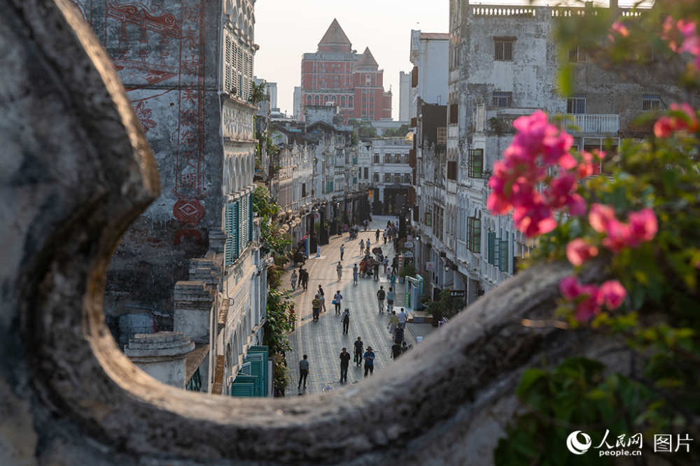 海南海口:百年骑楼老街 历史韵味十足