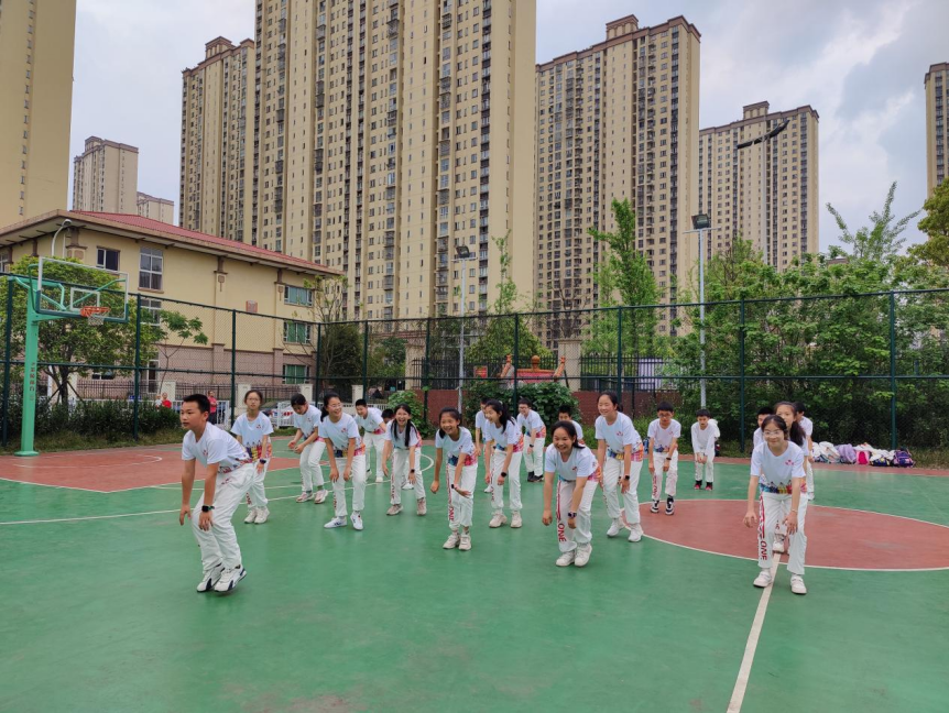 开福区清水塘第三小学启动健康提升计划,改善学生健康状况_腾讯新闻