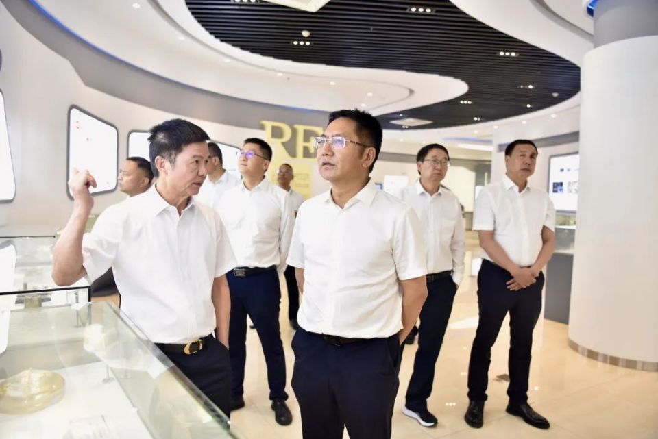 张文旺率楚雄州代表团赴福建招商考察