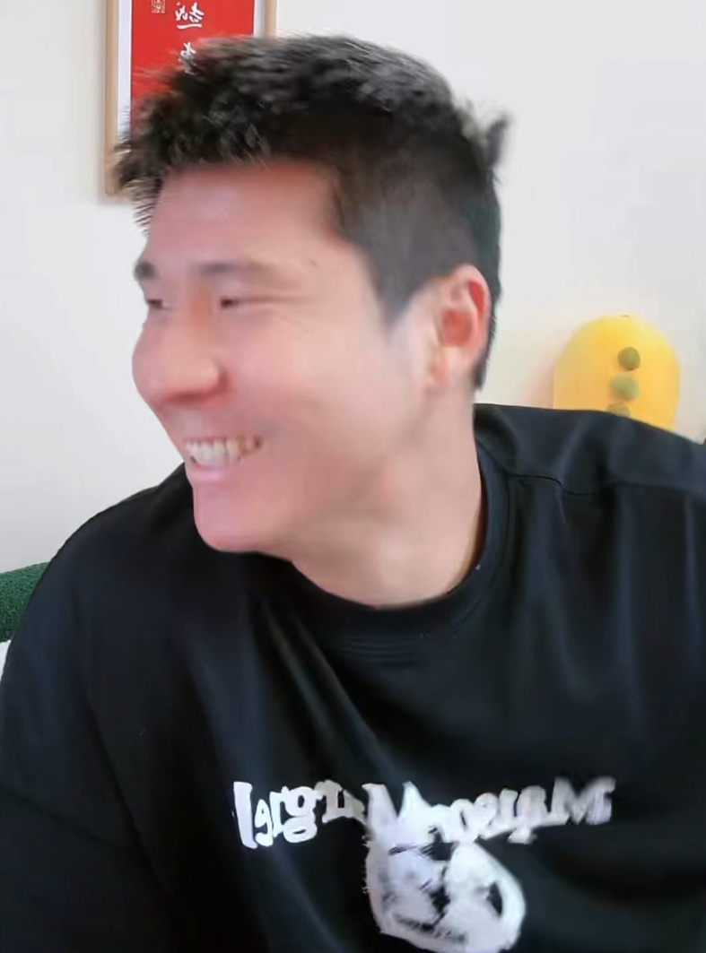 赵明剑踢一场就浑身疼球员脑子都贼简单玉昆等4队很强大连冲超挺难的