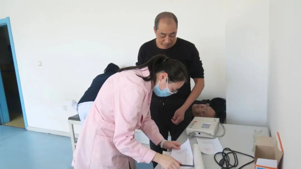 【民生筑企】绥棱:真情关怀 护航健康 为职工送上民生"大礼包"_腾讯