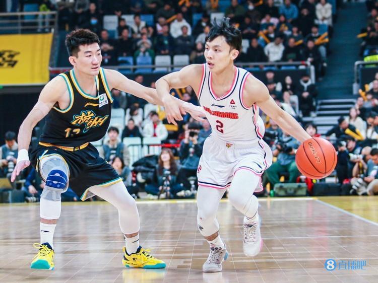 专访广东男篮后卫徐杰个子小就要更加快准稳