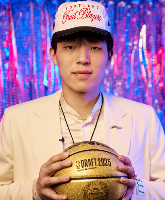中锋大年！今年首轮7位中锋创22年最多 杨瀚森“跳选”成惊喜