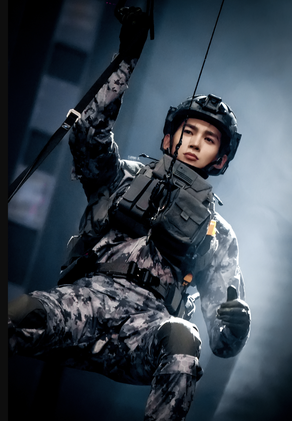 今年投资最大的一部电影了!于适黄轩硬核气质十足,极有可能超越长津湖