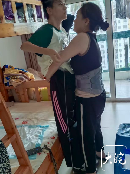 石家庄哪里按摩颈椎好活成自己的光！芜湖姑娘颈椎重伤瘫痪6年不放弃，从生死困局到逐梦求学_https://www.jmylbn.com_新闻资讯_第6张