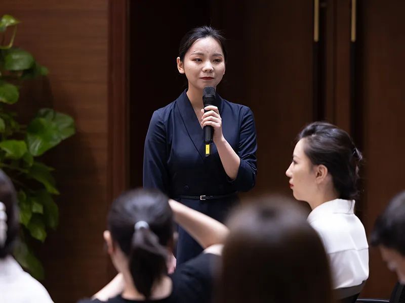陕西省延安市宝塔区消防志愿者与媒体交流刘琴:大家好!