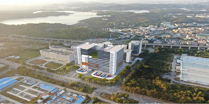 深企中建科工发力，坪山这一创新型科技产业园项目主体封顶_腾讯新闻