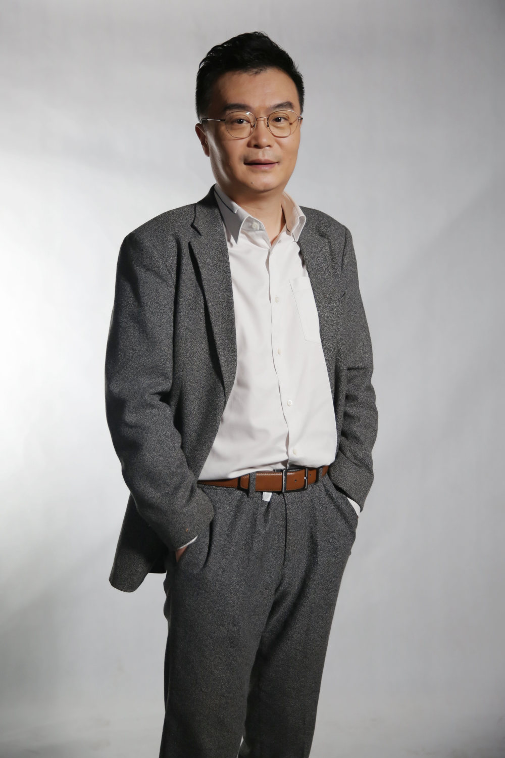 石述思董宇辉该做好从超级ip向职业经理人的转变