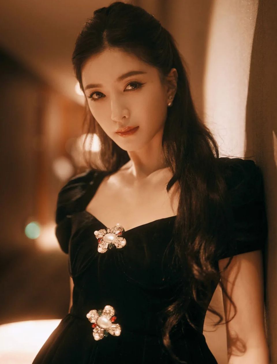 如果最后赵丽颖和杨幂都只是客串,那真是热闹tm给热闹开门热闹到家了.