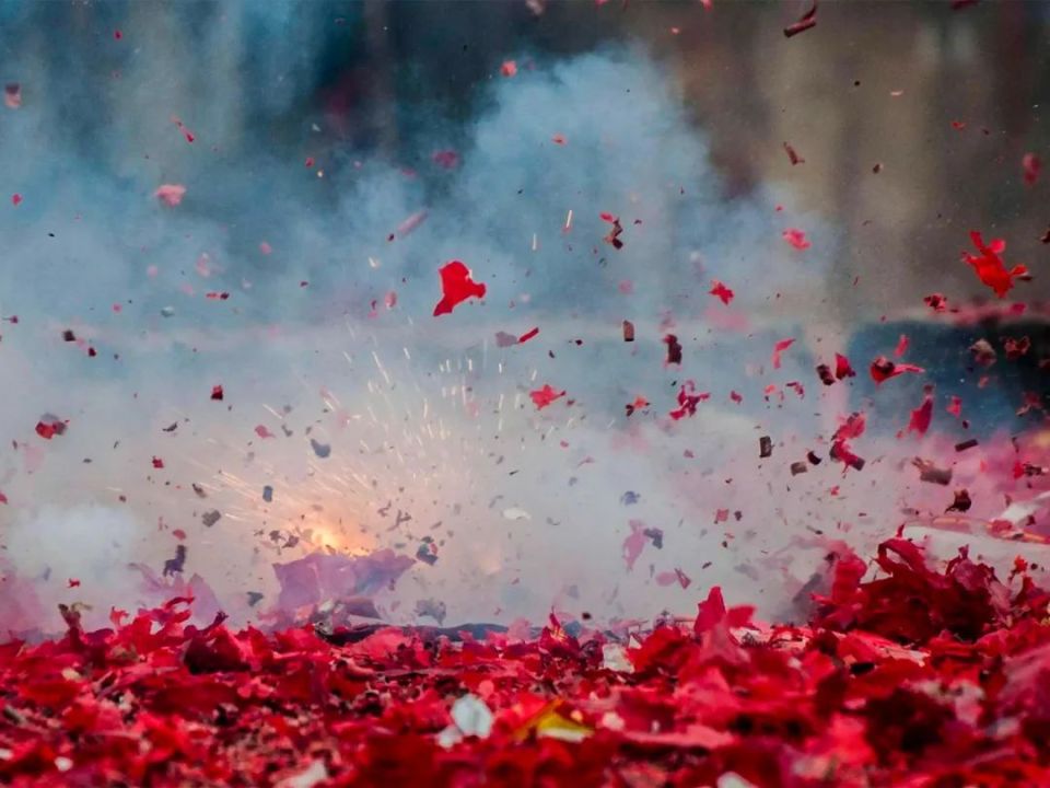 年关将至,2024年春节能燃放烟花爆竹吗?多地已出台规定,请早知道