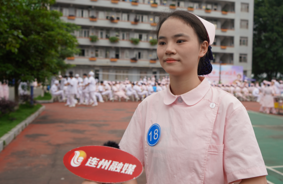 连州卫生学校举办2024年职业教育活动周暨庆祝"5·12"护士节活动
