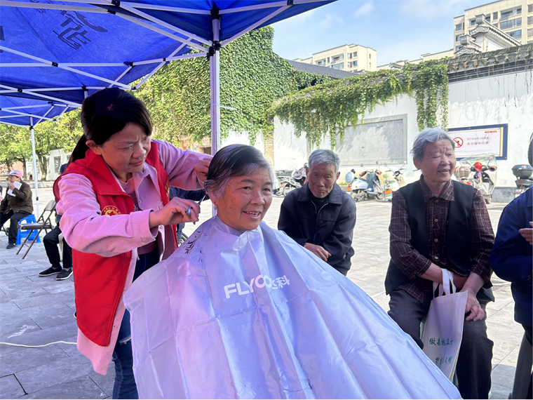 【早安,黄山】凌云主持召开市委常委会扩大会议 ‖ "