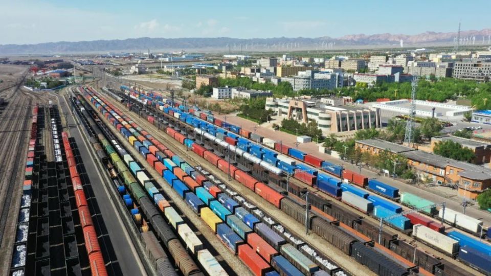 提前24天!突破3000列