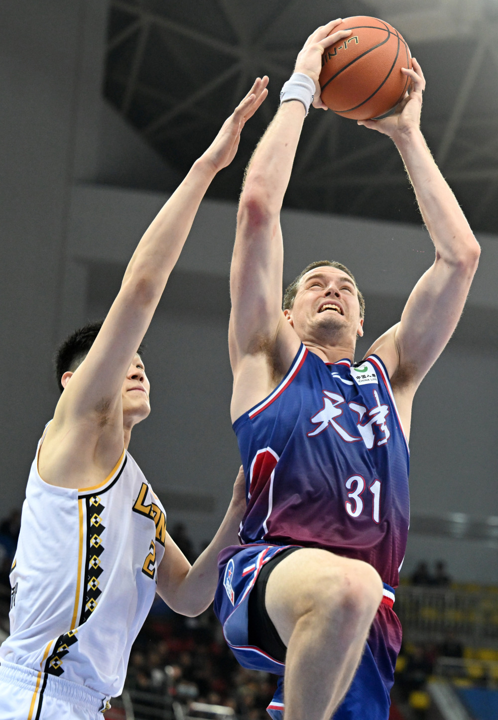 篮球cba常规赛天津先行者队胜浙江东阳光药队