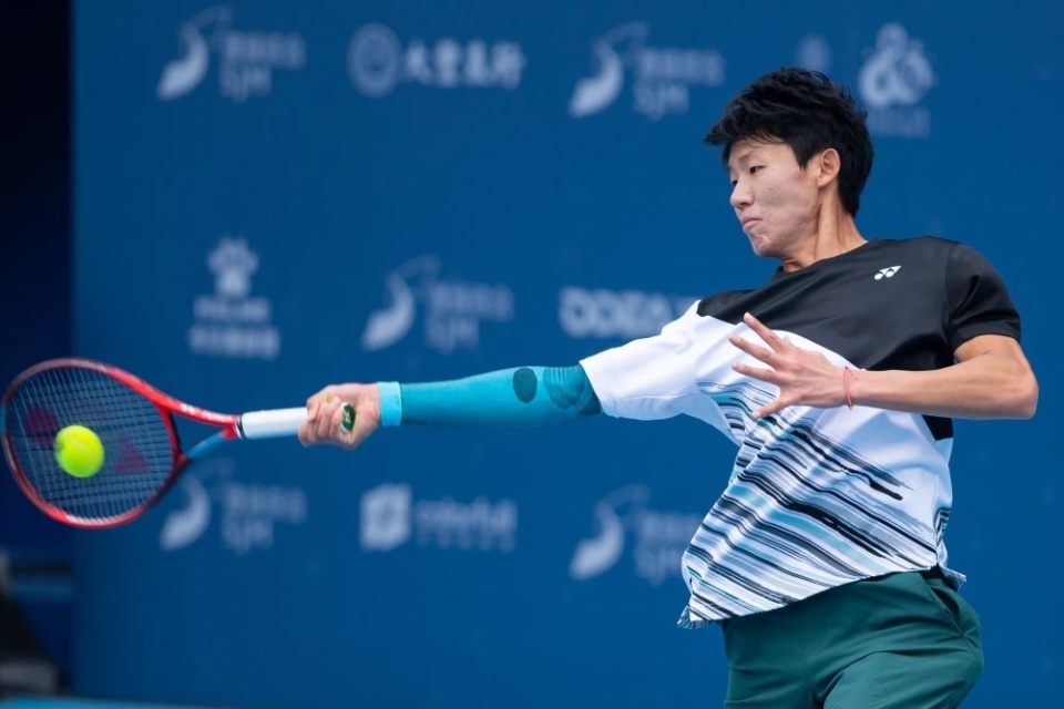 崔杰,周意资格赛首轮即败北,中国男网走向辉煌路还长_腾讯新闻