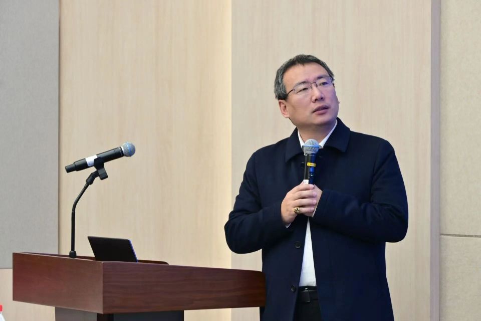 储殷：我们可能是古典意义上最后一代人_腾讯新闻
