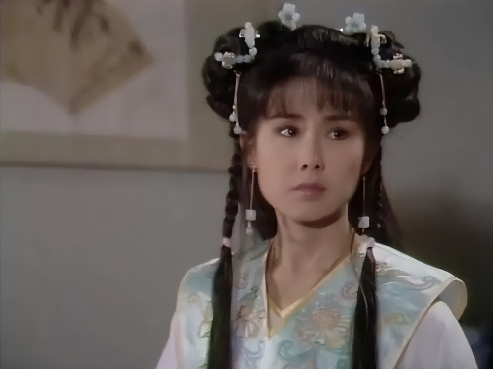 新白娘子传奇:五张"碧莲"剧照,有一个是假的,你能猜出来吗_腾讯新闻