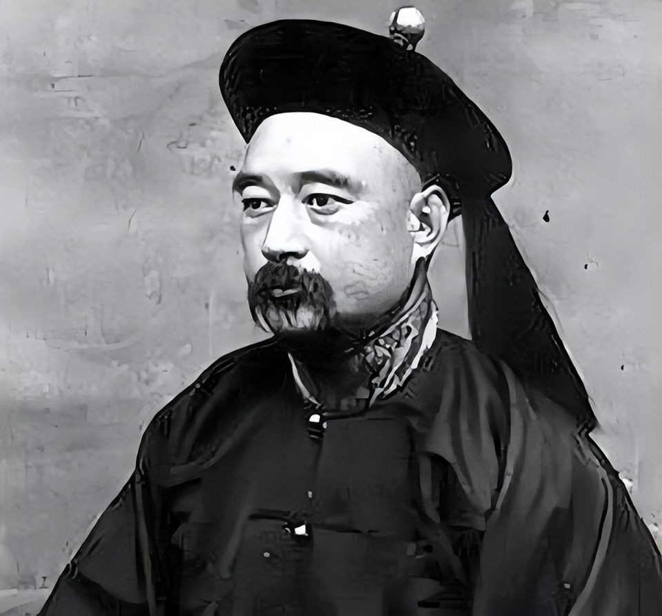 徐锡麟：富二代出身，为革命枪杀恩师清官恩铭，最后惨遭挖心而死_腾讯新闻