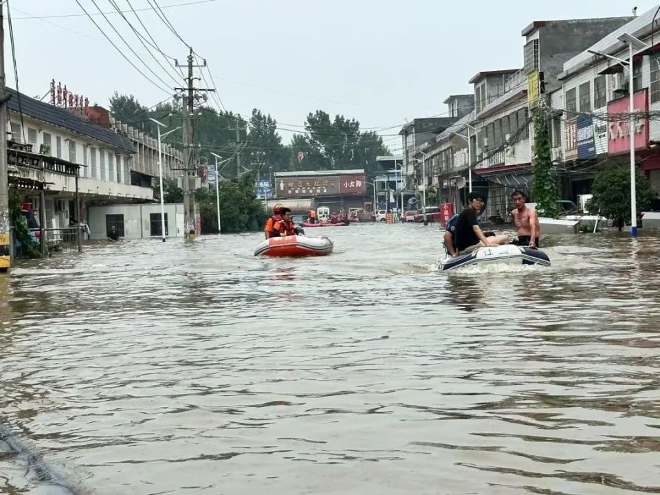 河南南阳水灾图片