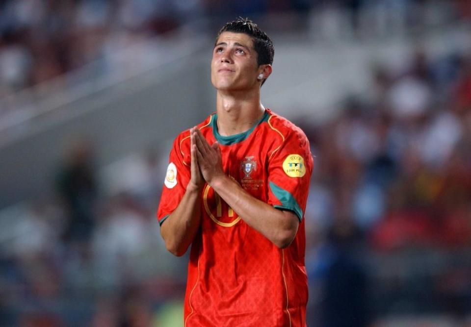 欧洲杯历史第一人c罗从欧冠之王升级欧洲之王