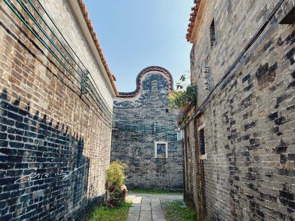 实拍广东佛山长岐古村,岭南特色浓郁,交通不便却成为网红打卡地_腾讯