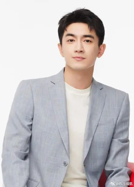 下关联多家企业,其中5家为存续状态,包括北京睿趣曼影视文化有限公司