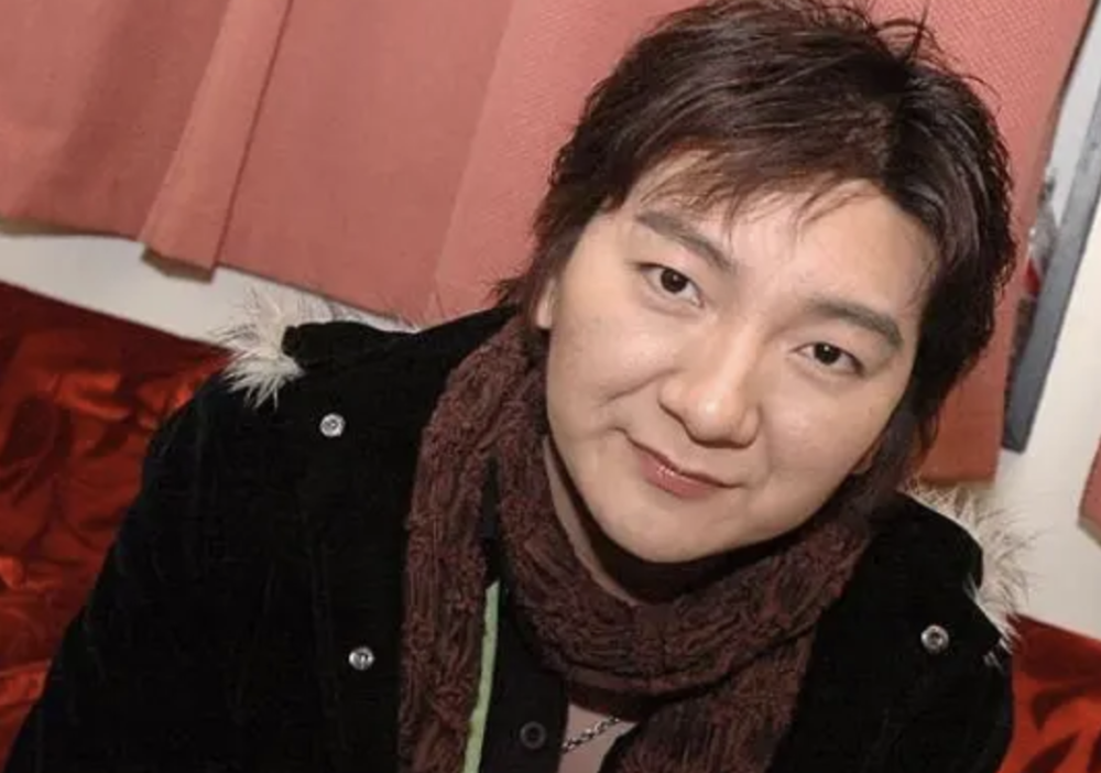 杨臣刚现状落魄引唏嘘,商演捞金被骂太垃圾,曾靠一首歌狂赚上亿_腾讯