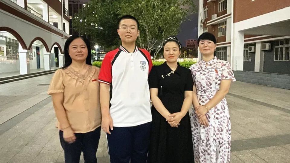 数学150分!莆田擢英中学的罗长浩,分享学习经验