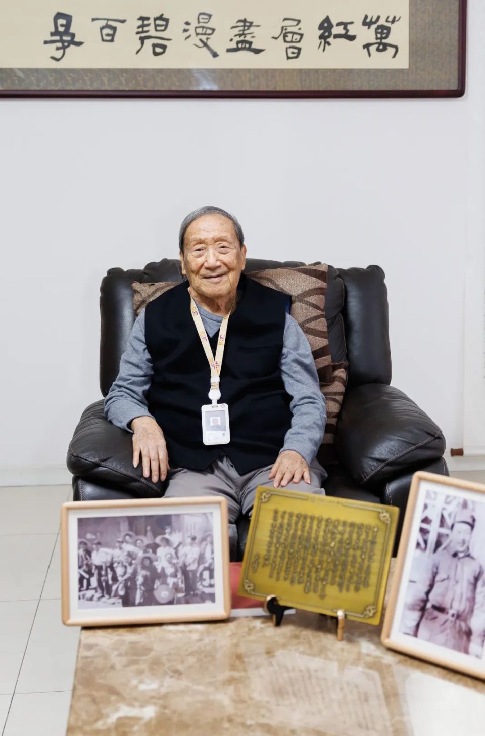 时代的歌手,人民的诗人,他是贺敬之!_腾讯新闻