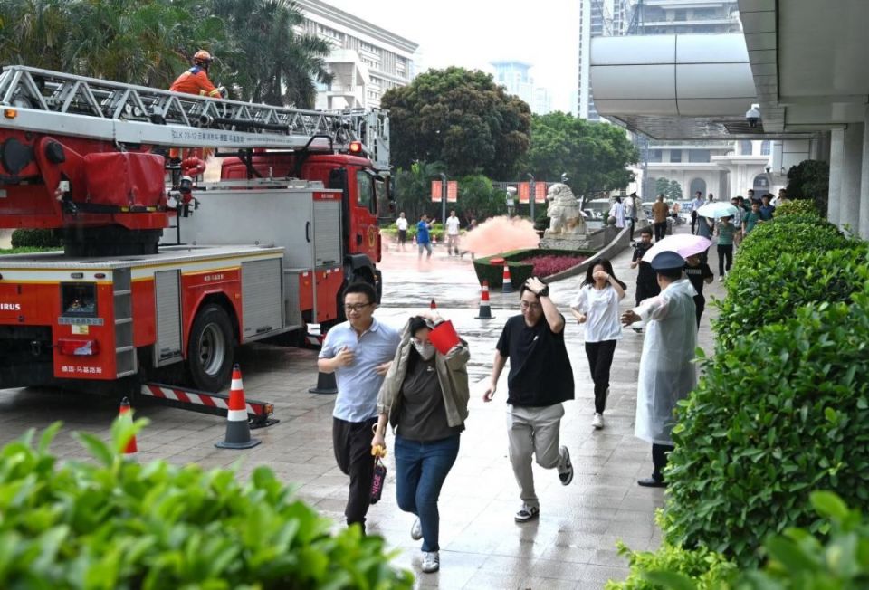 国网厦门供电公司:开展异地同步消防应急疏散演练