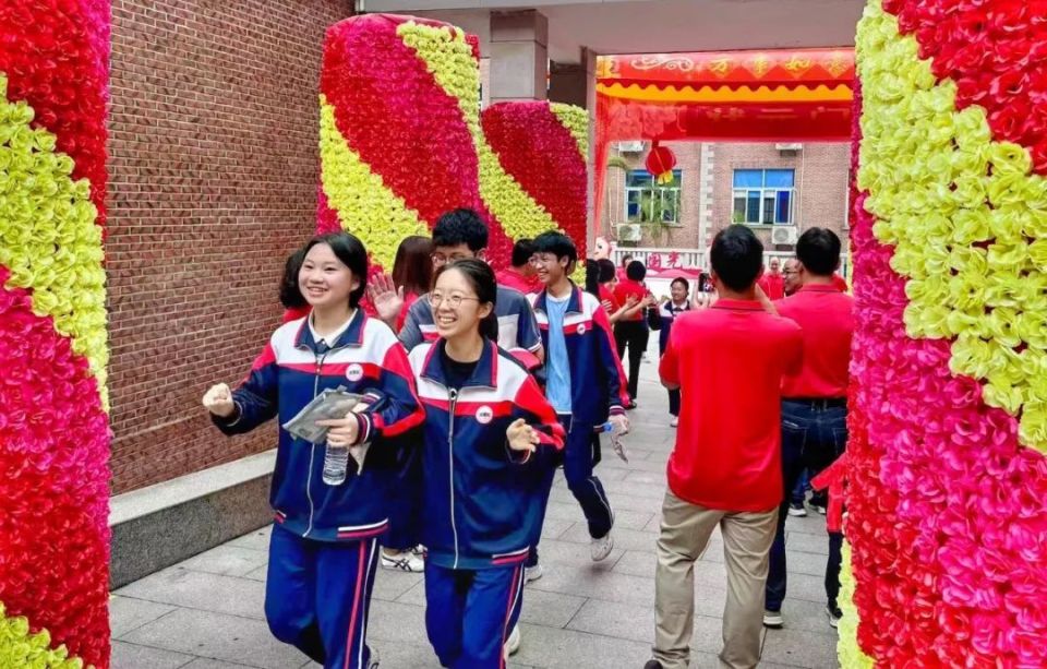 国光中学南安一中让我们共同为这群追梦少年加油吧!