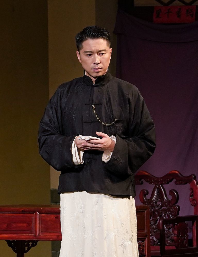 捧起飞天奖后再进天下第一楼王雷享受人艺这方舞台