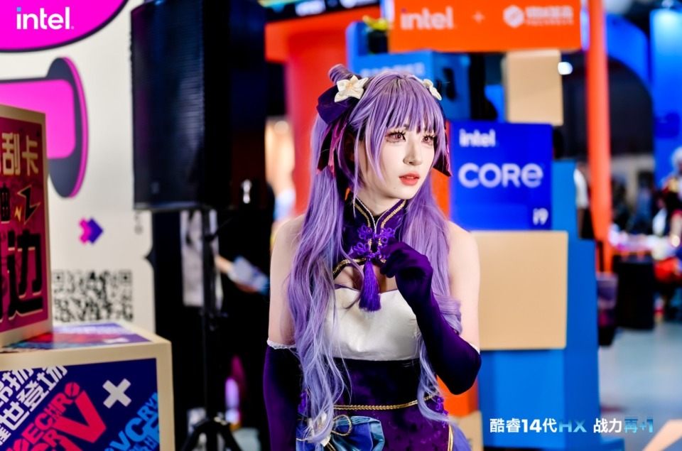 ai革新pc体验,澎湃性能征服游戏玩家,英特尔重磅登陆bilibili world