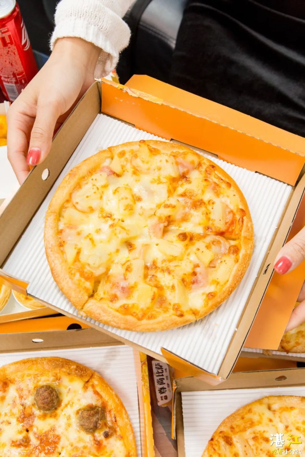 霞山这家『宝藏披萨店』浓香酥脆,啖啖拉丝!_腾讯新闻