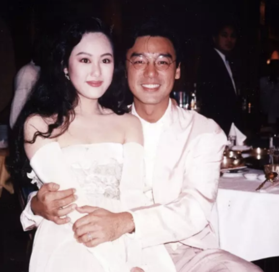 章小蕙的故事比黄亦