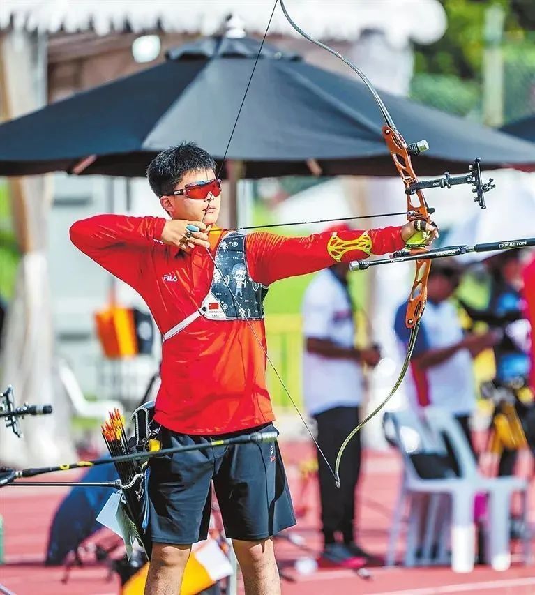 体育学院2021级运动训练专业在校学生将参加巴黎奥运会射箭男子团体