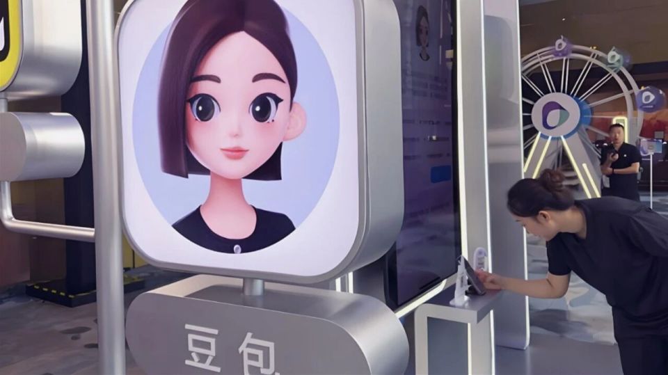 从豆包这三年，看字节AI凭什么出圈