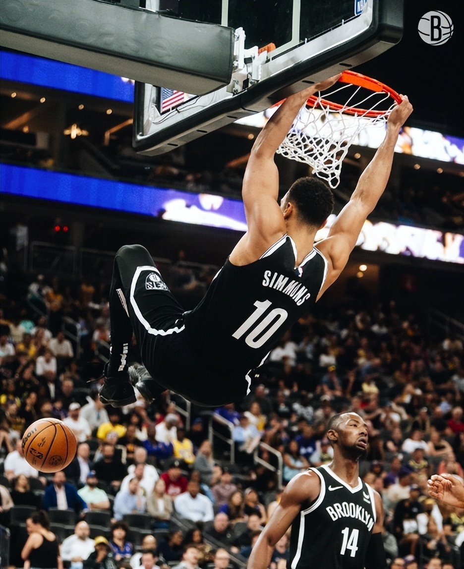 本西蒙斯王者归来 突爆湖人内线 挂筐暴扣点燃全场_腾讯新闻