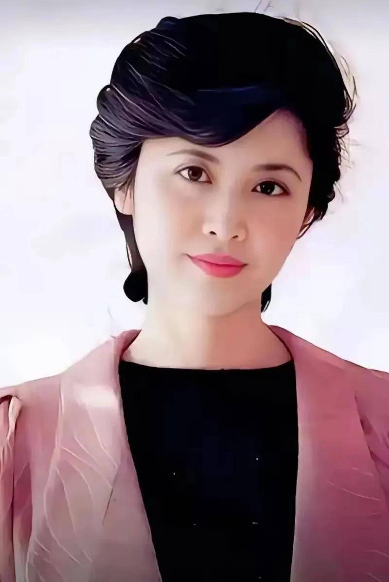 内娱50后演技最强十位女明星排名,"千面演技派"奚美