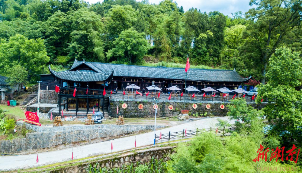 桑植县刘家坪白族乡:长征出发地 结出最美"红石榴籽"_腾讯新闻