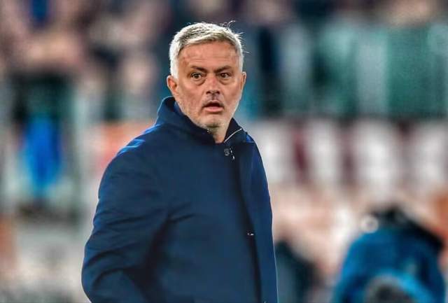 值得一提的是,虽然这一场胜利非常可贵,但经历过大风大浪的穆里尼奥