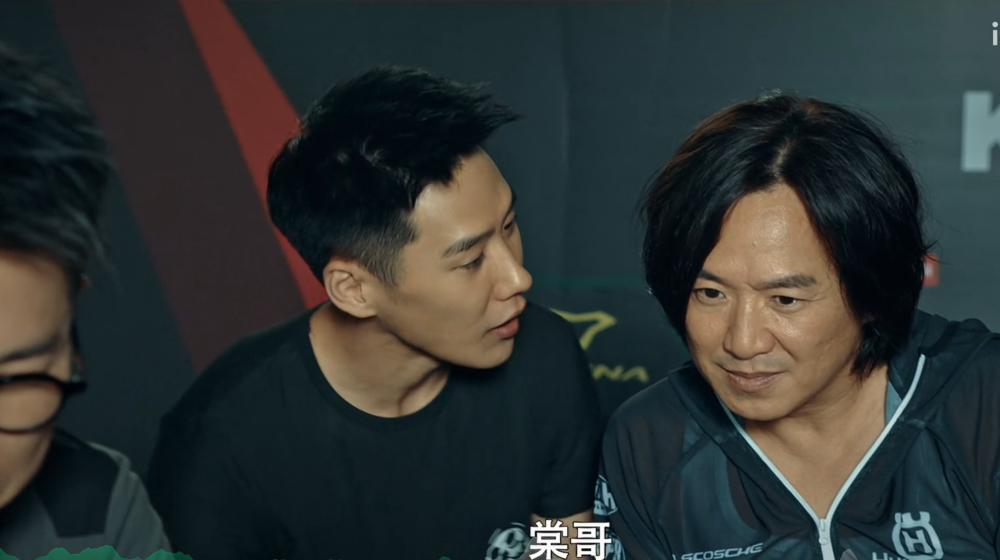 烂!56岁谢天华翻拍《飞驰人生》,制作粗糙差评一片,票房仅16万