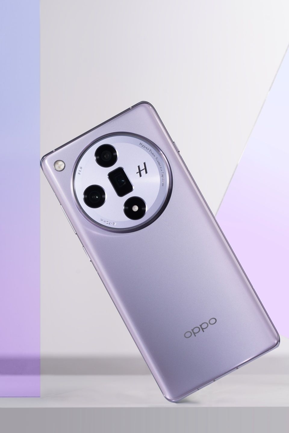 oppo find x7烟云紫图赏:东方意蕴下的烟染暮山浮紫翠