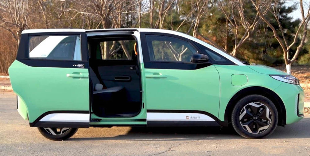 理想入门mpv曝光!单侧滑门 三排座 2米9轴距 网友:赶紧量产!_腾讯新闻