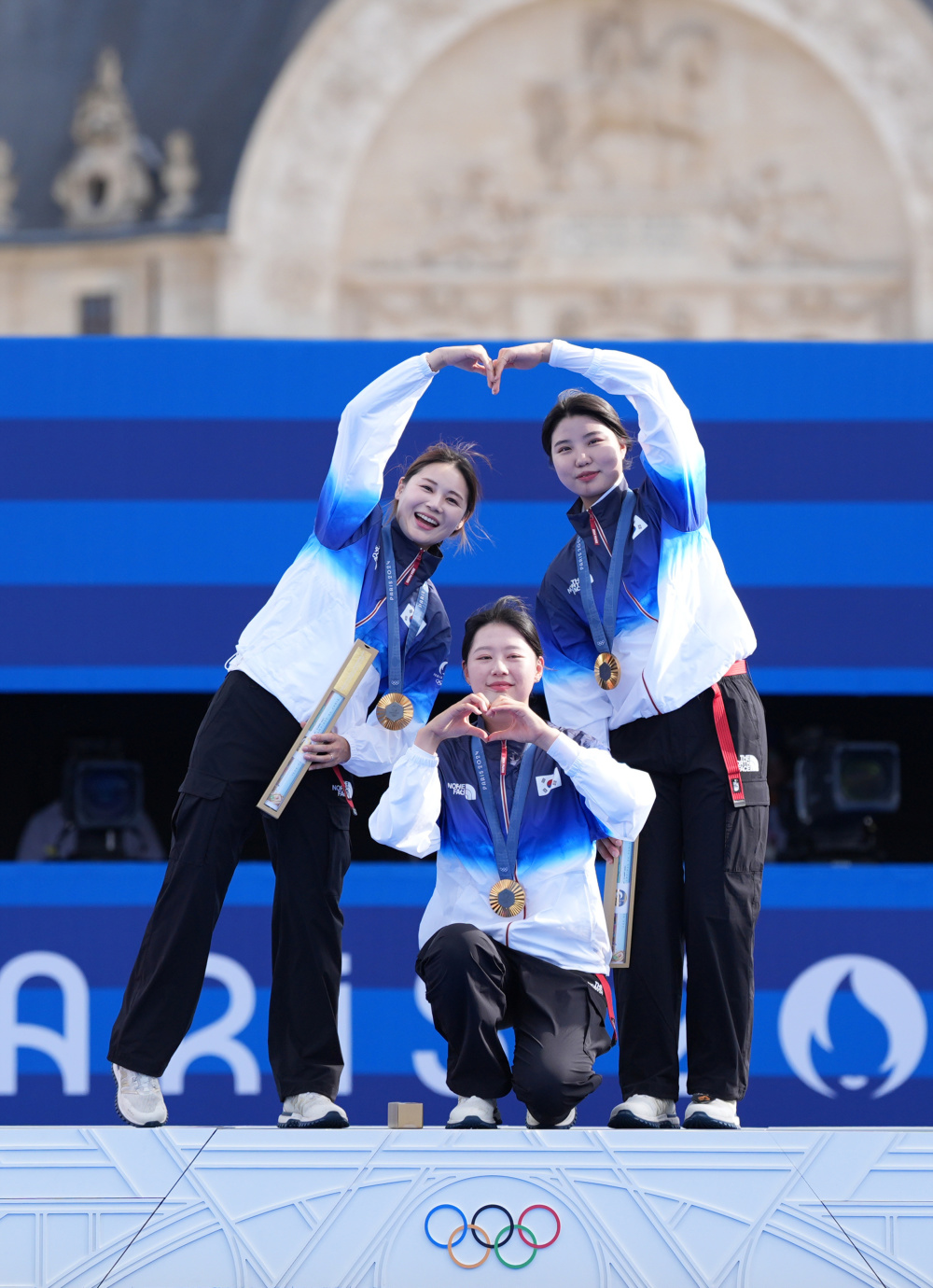 巴黎奥运会丨射箭——女子团体:中国队获得亚军(2)