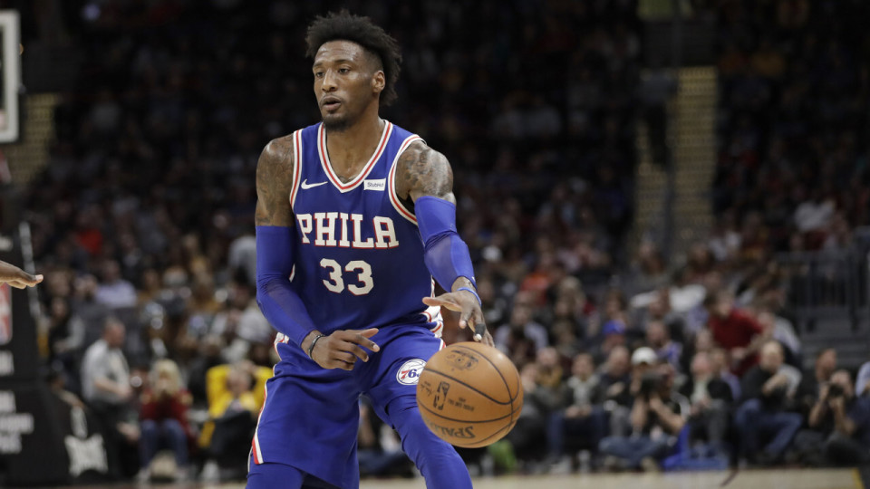 直播吧11月2日讯 76人官方宣布,球队将哈登交易至快船,考文顿,巴图姆