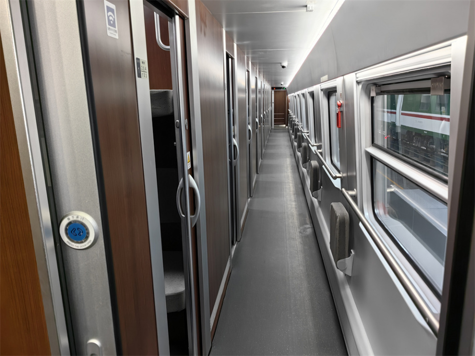 新型动车组列车即将在中国铁路兰州局上线