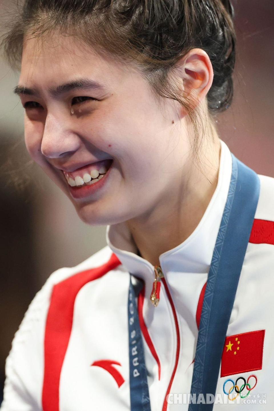 巴黎奥运会女子100米蝶泳 张雨霏获得铜牌