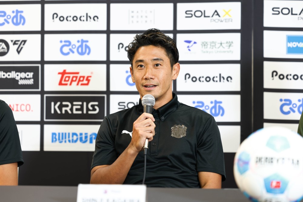 谈对阵多特香川真司表示:"明天(7月24日)将与多特蒙德进行比赛,首先